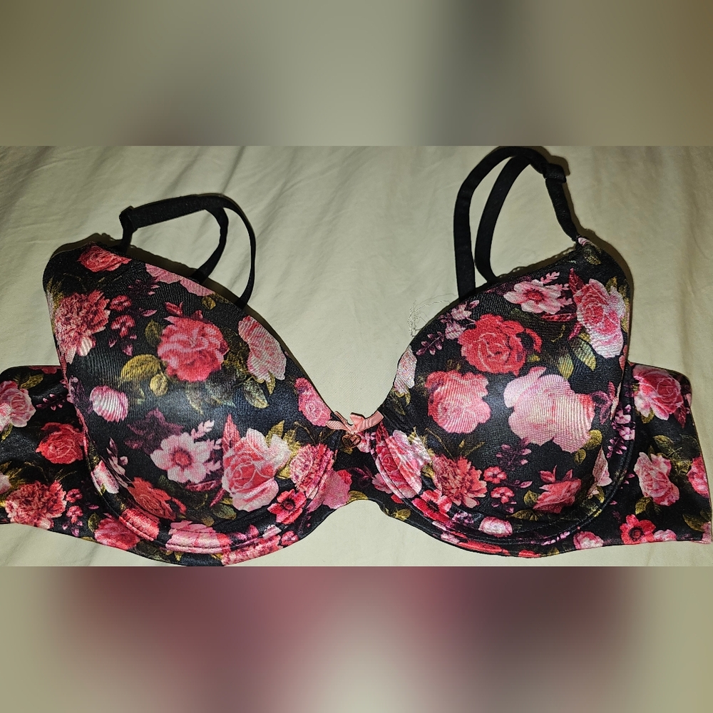 Victoria's Secret Body by Victoria Pink Lined Demi Bra Size 34C RGUC Floral